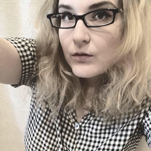 Meet your Posher, Nadia